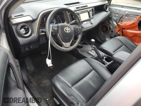 ✅ 2015 Toyota RAV4 Limited • VIN: 2T3DFREV6FW375968 • Lot: 92199705. Wystawiony na Copart z przebiegiem 165 611 mil. Bezpłatny archiwum sprzedaży aukcyjnych z USA i szczegółowy raport historii pojazdu na DreamBid. Zdjęcie 8.