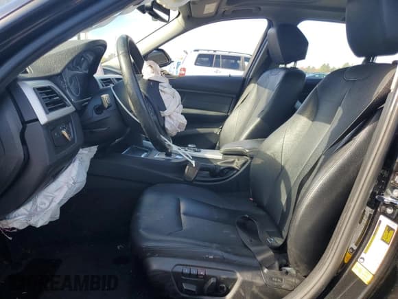 ✅ 2012 BMW 3 Series 328i • VIN: WBA3A5C54CF345030 • Lot: 91136155. Listed on Copart with 98,049 mi. Free auction sales archive from the USA and detailed vehicle history report at DreamBid. Image 7.