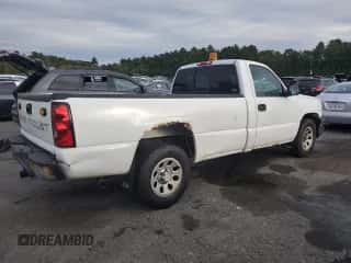 2007 Chevrolet Silverado 1500 with VIN 1GCEC14Z57Z150378, listed as a Copart auction lot 85008325 with 247,551 mi miles and Clean title. Bid and sale history available at DreamBid. Image 3.