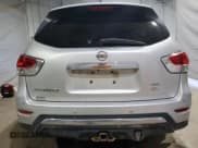 ✅ 2014 Nissan Pathfinder SV • VIN: 5N1AR2MMXEC666531 • Lot: 84208185. Wystawiony na Copart z przebiegiem 109 506 mil. Bezpłatny archiwum sprzedaży aukcyjnych z USA i szczegółowy raport historii pojazdu na DreamBid. Zdjęcie 6.