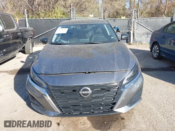 ✅ 2024 Nissan Altima SV • VIN: 1N4BL4DV2RN370756 • Lot: 43711356. Listed on IAAI with 51,551 mi. Free auction sales archive from the USA and detailed vehicle history report at DreamBid. Image 12.