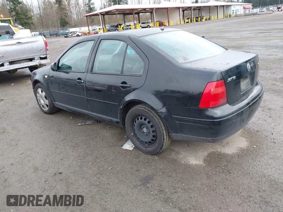✅ 2000 Volkswagen Jetta GLS • VIN: 3VWSE29M2YM019344 • Lot: 41503039. Listed on IAAI with Not provided. Free auction sales archive from the USA and detailed vehicle history report at DreamBid. Image 3.