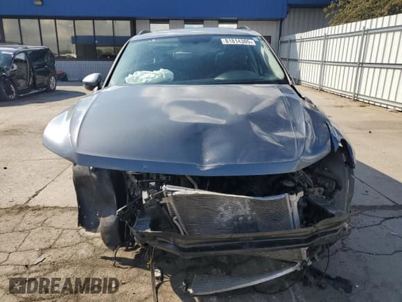 ✅ 2018 Volkswagen Tiguan SEL • VIN: 3VV3B7AX8JM022680 • Lot: 81814305. Listed on Copart with 34,930 mi. Free auction sales archive from the USA and detailed vehicle history report at DreamBid. Image 5.