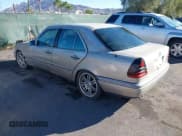 ✅ 1996 Mercedes-Benz C • VIN: WDBHA28E6TF411320 • Лот: 43389760. Опубликован ранее на IAAI с пробегом 177 700 миль. Бесплатный доступ к архиву аукционных продаж из США и подробный отчёт об истории автомобиля на DreamBid. Изображение 3.