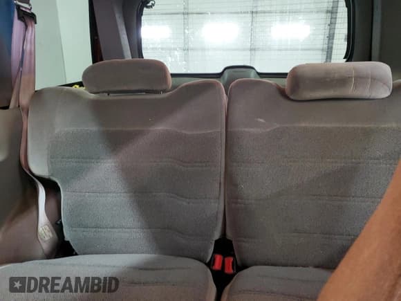 ✅ 1999 Ford Explorer Sport • VIN: 1FMYU24X3XUB23512 • Lot: 82668734. Listed on Copart with 228,701 mi. Free auction sales archive from the USA and detailed vehicle history report at DreamBid. Image 10.