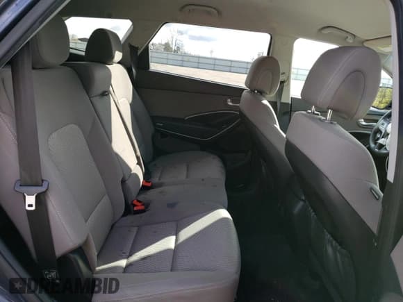 ✅ 2017 Hyundai Santa Fe SE • VIN: KM8SMDHF3HU192382 • Lot: 35869683. Wystawiony na Copart z przebiegiem 103 894 mil. Bezpłatny archiwum sprzedaży aukcyjnych z USA i szczegółowy raport historii pojazdu na DreamBid. Zdjęcie 11.