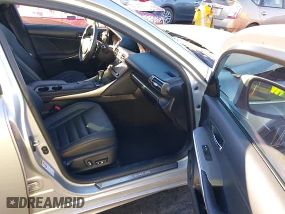 ✅ 2015 Lexus IS 250 • VIN: JTHBF1D23F5073320 • Lot: 43546273. Listed on IAAI with 105,892 mi. Free auction sales archive from the USA and detailed vehicle history report at DreamBid. Image 5.