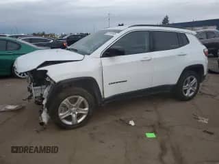 2024 Jeep Compass Latitude с VIN 3C4NJDBNXRT597063, выставлен на аукционе Copart как лот 82132385 с пробегом Не указан миль и Списание • Salvage title. История ставок и продаж доступна на DreamBid. Изображение 1.