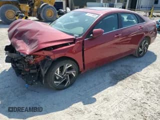 ✅ 2025 Hyundai Elantra SEL Convenience • VIN: KMHLS4DG1SU935959 • Лот: 70717685. Опубликован ранее на Copart с пробегом 2 184 миль. Бесплатный доступ к архиву аукционных продаж из США и подробный отчёт об истории автомобиля на DreamBid. Изображение 1.