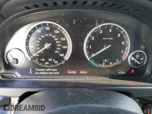 ✅ 2015 BMW X5 sDrive35i • VIN: 5UXKR2C56F0H41006 • Lot: 71028465. Wystawiony na Copart z przebiegiem 154 326 mil. Bezpłatny archiwum sprzedaży aukcyjnych z USA i szczegółowy raport historii pojazdu na DreamBid. Zdjęcie 9.