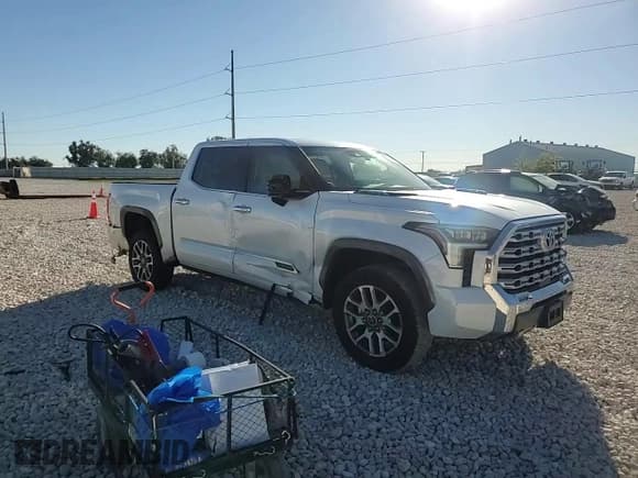 ✅ 2023 Toyota Tundra 1794 Edition • VIN: 5TFMC5DB6PX014651 • Лот: 80339014. Опубликован ранее на Copart с пробегом Не указан. Бесплатный доступ к архиву аукционных продаж из США и подробный отчёт об истории автомобиля на DreamBid. Изображение 11.