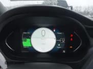 ✅ 2018 Chevrolet Bolt EV LT • VIN: 1G1FW6S00J4138293 • Lot: 41996487. Wystawiony na IAAI z przebiegiem 72 423 mil. Bezpłatny archiwum sprzedaży aukcyjnych z USA i szczegółowy raport historii pojazdu na DreamBid. Zdjęcie 7.