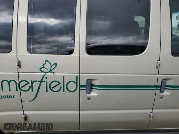 ✅ 2005 Ford Econoline Wagon XL • VIN: 1FBNE31S65HA58474 • Лот: 55091505. Опубликован ранее на Copart с пробегом 165 333 миль. Бесплатный доступ к архиву аукционных продаж из США и подробный отчёт об истории автомобиля на DreamBid. Изображение 11.