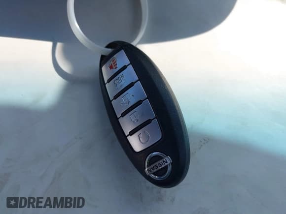 ✅ 2018 Nissan Altima SR • VIN: 1N4AL3AP0JC183222 • Лот: 42945577. Опубликован ранее на IAAI с пробегом 115 123 миль. Бесплатный доступ к архиву аукционных продаж из США и подробный отчёт об истории автомобиля на DreamBid. Изображение 11.