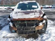 ✅ 2017 Ford Escape SE • VIN: 1FMCU9GD7HUD95311 • Lot: 43836975. Listed on IAAI with 95,785 mi. Free auction sales archive from the USA and detailed vehicle history report at DreamBid. Image 6.