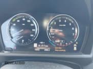 ✅ 2022 BMW X2 sDrive28i • VIN: WBXYH9C09N5U13494 • Lot: 42535094. Wystawiony na IAAI z przebiegiem 78 352 mil. Bezpłatny archiwum sprzedaży aukcyjnych z USA i szczegółowy raport historii pojazdu na DreamBid. Zdjęcie 7.