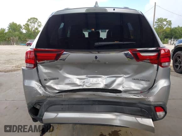 2018 Mitsubishi Outlander ES с VIN JA4AD2A38JZ001384, выставлен на аукционе IAAI как лот 43063754 с пробегом 107 245 миль миль и . История ставок и продаж доступна на DreamBid. Изображение 6.
