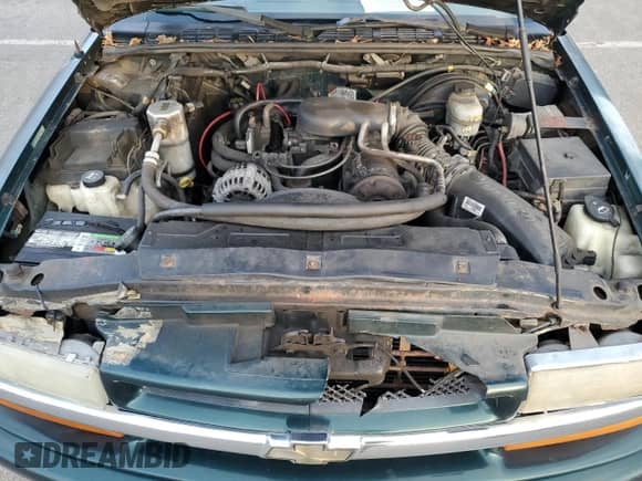 ✅ 2002 Chevrolet Blazer LS • VIN: 1GNDT13W22K217045 • Lot: 87355514. Listed on Copart with 159,038 mi miles. Access the free auction sales archive from the USA and view a detailed vehicle history report at DreamBid. Image 12.