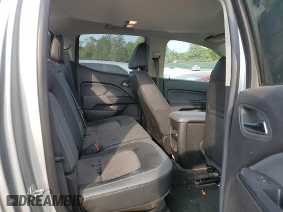 ✅ 2017 Chevrolet Colorado 4WD Z71 • VIN: 1GCGTDEN6H1182505 • Лот: 70742704. Опубликован ранее на Copart с пробегом 120 551 миль. Бесплатный доступ к архиву аукционных продаж из США и подробный отчёт об истории автомобиля на DreamBid. Изображение 10.