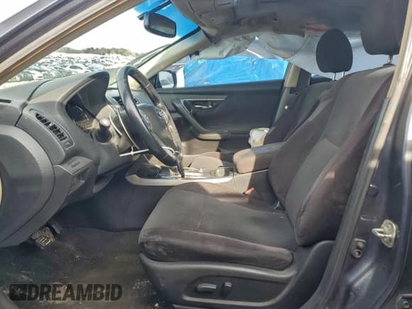 ✅ 2013 Nissan Altima SV • VIN: 1N4BL3AP3DC119491 • Lot: 93887065. Listed on Copart with 256,900 mi. Free auction sales archive from the USA and detailed vehicle history report at DreamBid. Image 7.