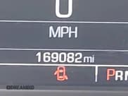 ✅ 2015 Chevrolet Suburban LT • VIN: 1GNSCJKCXFR700715 • Lot: 42748716. Wystawiony na IAAI z przebiegiem 169 082 mil. Bezpłatny archiwum sprzedaży aukcyjnych z USA i szczegółowy raport historii pojazdu na DreamBid. Zdjęcie 16.