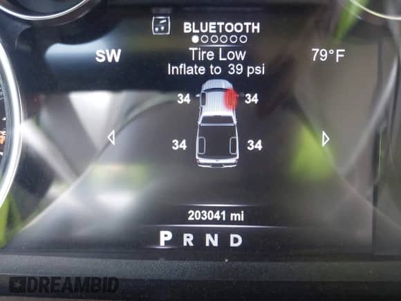 2017 Ram 1500 Laramie с VIN 1C6RR6NG5HS582108, выставлен на аукционе IAAI как лот 42747743 с пробегом 203 041 миль миль и . История ставок и продаж доступна на DreamBid. Изображение 15.