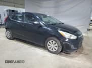 ✅ 2017 Hyundai Accent SE • VIN: KMHCT5AE3HU312695 • Лот: 70917305. Опубликован ранее на Copart с пробегом 120 596 миль. Бесплатный доступ к архиву аукционных продаж из США и подробный отчёт об истории автомобиля на DreamBid. Изображение 4.