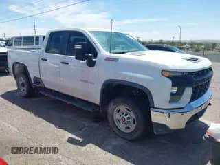 2020 Chevrolet Silverado 2500HD Work Truck z VIN 1GC2YLE75LF232409, wystawiony jako IAAI lot #42609101 z przebiegiem 99 051 mil mil oraz . Historia ofert i sprzedaży dostępna na DreamBid. Obrazek 1.