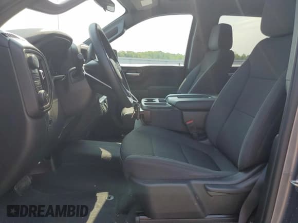 ✅ 2020 Chevrolet Silverado 1500 Custom Trail Boss • VIN: 1GCPYCEH6LZ149553 • Лот: 84935015. Опубликован ранее на Copart с пробегом 37 694 миль. Бесплатный доступ к архиву аукционных продаж из США и подробный отчёт об истории автомобиля на DreamBid. Изображение 14.