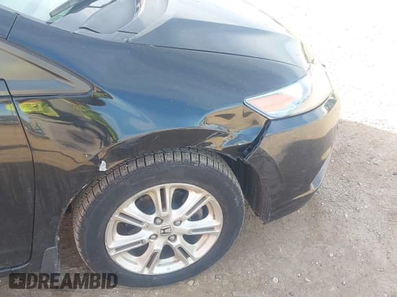 ✅ 2011 Honda Insight EX • VIN: JHMZE2H74BS011384 • Lot: 43676130. Wystawiony na IAAI z przebiegiem 177 219 mil. Bezpłatny archiwum sprzedaży aukcyjnych z USA i szczegółowy raport historii pojazdu na DreamBid. Zdjęcie 6.