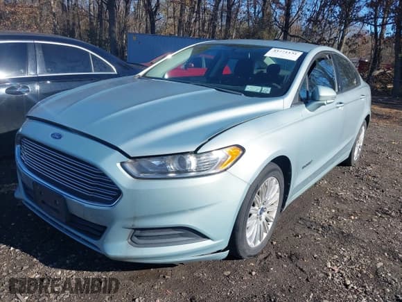 ✅ 2013 Ford Fusion SE Hybrid • VIN: 3FA6P0LU0DR206015 • Lot: 43771131. Listed on IAAI with 133,778 mi. Free auction sales archive from the USA and detailed vehicle history report at DreamBid. Image 2.