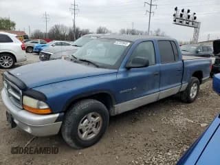 ✅ 2002 Dodge Dakota SLT • VIN: 1B7HL48X72S542402 • Lot: 52707045. Wystawiony na Copart z przebiegiem 56 922 mil. Bezpłatny archiwum sprzedaży aukcyjnych z USA i szczegółowy raport historii pojazdu na DreamBid. Zdjęcie 1.