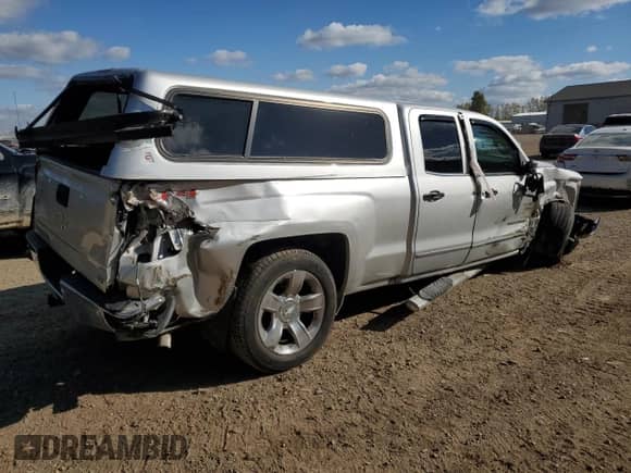 2017 Chevrolet Silverado 1500 LTZ z VIN 1GCVKSEC9HZ359854, wystawiony jako Copart lot #86477475 z przebiegiem 97 174 mil mil oraz Czysty tytuł • Clean title. Historia ofert i sprzedaży dostępna na DreamBid. Obrazek 3.
