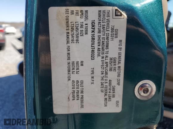 ✅ 1997 GMC Suburban • VIN: 1GKFK16R0VJ749323 • Lot: 50222125. Wystawiony na Copart z przebiegiem 209 355 mil. Bezpłatny archiwum sprzedaży aukcyjnych z USA i szczegółowy raport historii pojazdu na DreamBid. Zdjęcie 15.