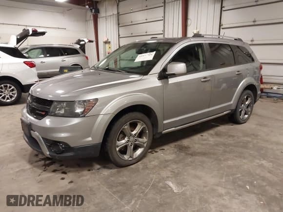 ✅ 2016 Dodge Journey Crossroad Plus • VIN: 3C4PDCGB8GT146526 • Лот: 43523924. Опубликован ранее на IAAI с пробегом 147 644 миль. Бесплатный доступ к архиву аукционных продаж из США и подробный отчёт об истории автомобиля на DreamBid. Изображение 20.
