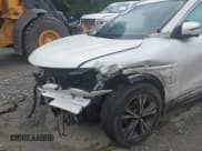 ✅ 2018 Nissan Rogue SV • VIN: 5N1AT2MTXJC844778 • Lot: 42384535. Wystawiony na IAAI z przebiegiem 171 185 mil. Bezpłatny archiwum sprzedaży aukcyjnych z USA i szczegółowy raport historii pojazdu na DreamBid. Zdjęcie 6.