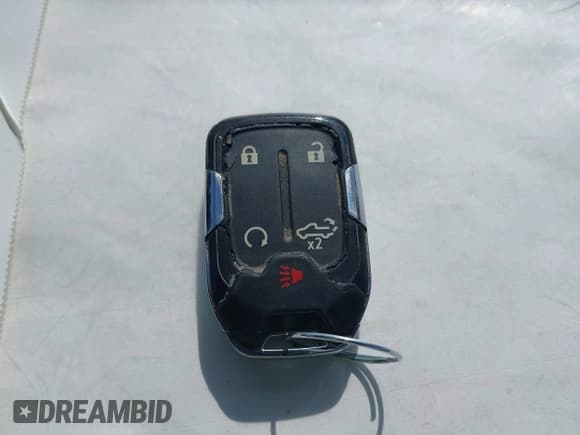 ✅ 2019 Chevrolet Silverado 1500 RST • VIN: 1GCRYEED3KZ301952 • Lot: 42322142. Wystawiony na IAAI z przebiegiem 105 588 mil. Bezpłatny archiwum sprzedaży aukcyjnych z USA i szczegółowy raport historii pojazdu na DreamBid. Zdjęcie 11.