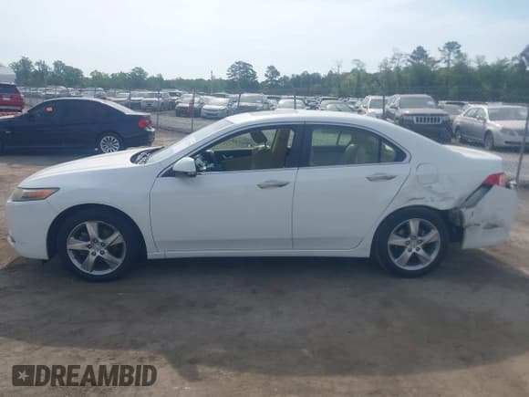 ✅ 2012 Acura TSX • VIN: JH4CU2F41CC016927 • Lot: 42126798. Wystawiony na IAAI z przebiegiem 168 388 mil. Bezpłatny archiwum sprzedaży aukcyjnych z USA i szczegółowy raport historii pojazdu na DreamBid. Zdjęcie 14.