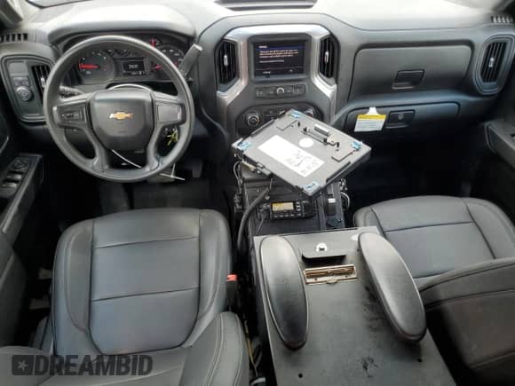 2021 Chevrolet Silverado 1500 Work Truck z VIN 1GCRWAEF4MZ389851, wystawiony jako Copart lot #54560565 z przebiegiem 105 924 mil mil oraz Szkoda całkowita • Salvage title. Historia ofert i sprzedaży dostępna na DreamBid. Obrazek 8.