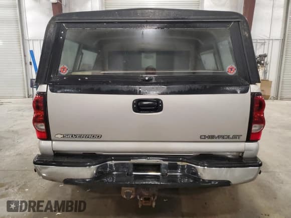 ✅ 2005 Chevrolet Silverado 1500 Z71 • VIN: 2GCEK19B551327886 • Lot: 92649155. Listed on Copart with 258,371 mi. Free auction sales archive from the USA and detailed vehicle history report at DreamBid. Image 6.