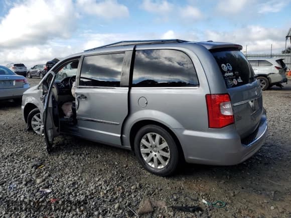 ✅ 2014 Chrysler Town & Country Touring • VIN: 2C4RC1BG0ER409336 • Lot: 85696135. Listed on Copart with 148,898 mi. Free auction sales archive from the USA and detailed vehicle history report at DreamBid. Image 2.