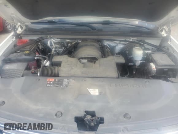 ✅ 2015 Chevrolet Suburban LTZ • VIN: 1GNSCKKC7FR133966 • Lot: 84610905. Wystawiony na Copart z przebiegiem 176 240 mil. Bezpłatny archiwum sprzedaży aukcyjnych z USA i szczegółowy raport historii pojazdu na DreamBid. Zdjęcie 12.