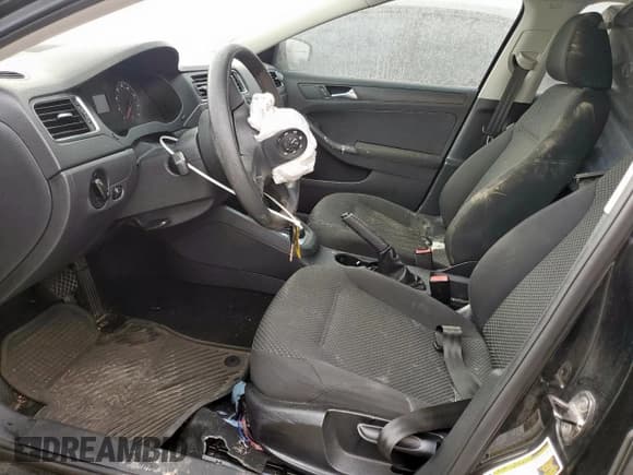 ✅ 2012 Volkswagen Jetta S • VIN: 3VW2K7AJ3CM385202 • Лот: 55624275. Опубликован ранее на Copart с пробегом Не указан. Бесплатный доступ к архиву аукционных продаж из США и подробный отчёт об истории автомобиля на DreamBid. Изображение 7.