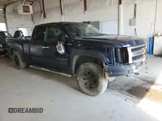 2012 Chevrolet Silverado 1500 LT z VIN 1GCRKSE78CZ220294, wystawiony jako Copart lot #64663785 z przebiegiem 223 490 mil mil oraz Szkoda całkowita • Salvage title. Historia ofert i sprzedaży dostępna na DreamBid. Obrazek 4.