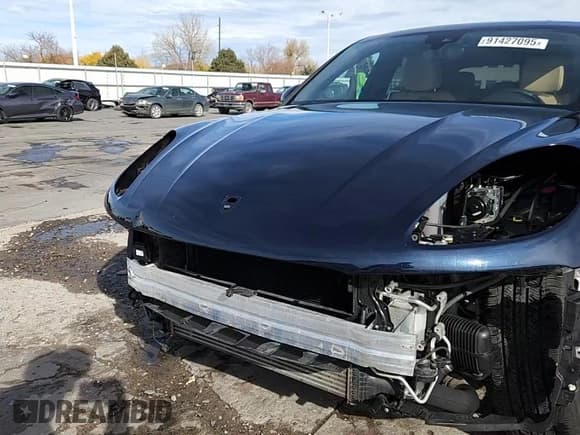 ✅ 2018 Porsche Macan • VIN: WP1AA2A54JLB01919 • Лот: 91427095. Опубликован ранее на Copart с пробегом 69 772 миль. Бесплатный доступ к архиву аукционных продаж из США и подробный отчёт об истории автомобиля на DreamBid. Изображение 15.