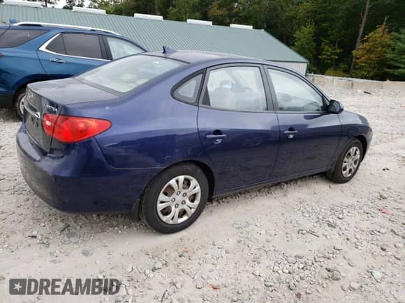 2010 Hyundai Elantra GLS z VIN KMHDU4AD0AU867564, wystawiony jako Copart lot #72191584 z przebiegiem 181 804 mil mil oraz Czysty tytuł • Clean title. Historia ofert i sprzedaży dostępna na DreamBid. Obrazek 3.