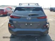 ✅ 2021 Hyundai Kona SEL Plus • VIN: KM8K62AA0MU738112 • Лот: 63115744. Опубликован ранее на Copart с пробегом 54 396 миль. Бесплатный доступ к архиву аукционных продаж из США и подробный отчёт об истории автомобиля на DreamBid. Изображение 6.