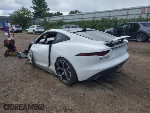 ✅ 2021 Jaguar F-Type P300 • VIN: SAJDD1GX4MCK76007 • Lot: 66106545. Wystawiony na Copart z przebiegiem Nie podano. Bezpłatny archiwum sprzedaży aukcyjnych z USA i szczegółowy raport historii pojazdu na DreamBid. Zdjęcie 2.