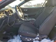 ✅ 2015 Ford Mustang V6 • VIN: 1FATP8EM3F5393125 • Lot: 92420415. Wystawiony na Copart z przebiegiem 50 525 mil. Bezpłatny archiwum sprzedaży aukcyjnych z USA i szczegółowy raport historii pojazdu na DreamBid. Zdjęcie 7.