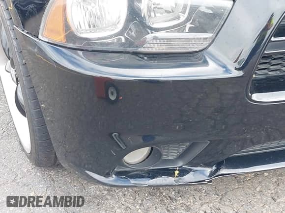 2012 Dodge Charger SXT z VIN 2C3CDXHG6CH248267, wystawiony jako IAAI lot #42836834 z przebiegiem 130 898 mil mil oraz . Historia ofert i sprzedaży dostępna na DreamBid. Obrazek 19.